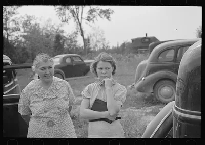 Photograph from Minnesota: Women at auction sale, Orth, Minnesota