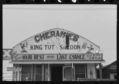 Front of saloon, Raceland, Louisiana, 1938