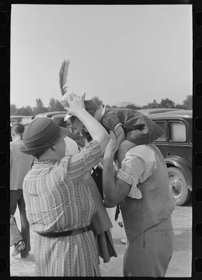Scene at state fair, Donaldsonville, Louisiana, 1938
