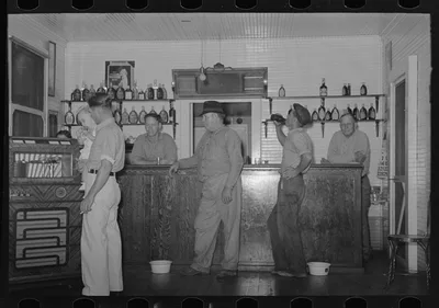 Scene in barroom, Pilottown, Louisiana, 1938