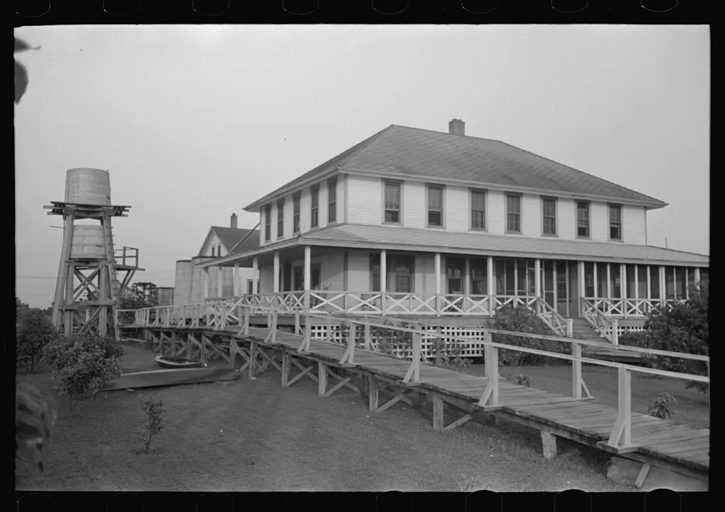 Bar pilot's house, Pilottown, Louisiana, 1938