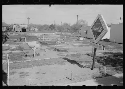 Midget golf course, Raymondville, Texas, 1939