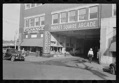 Street scene, Muskogee, Oklahoma, 1939