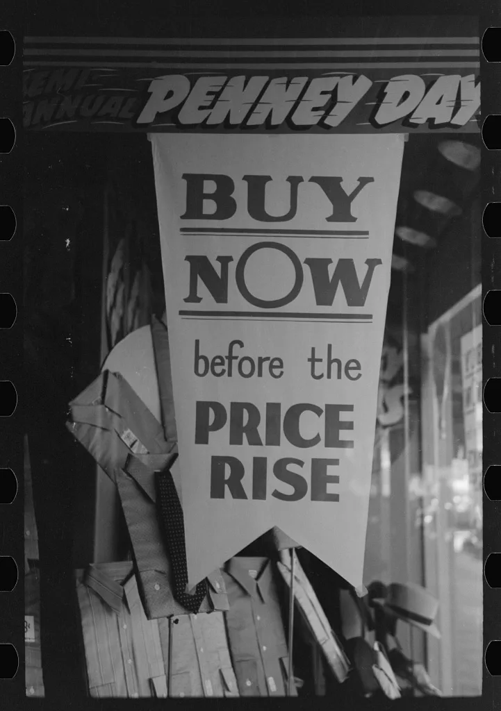 Sign in national chain store, Taylor, Texas, 1939