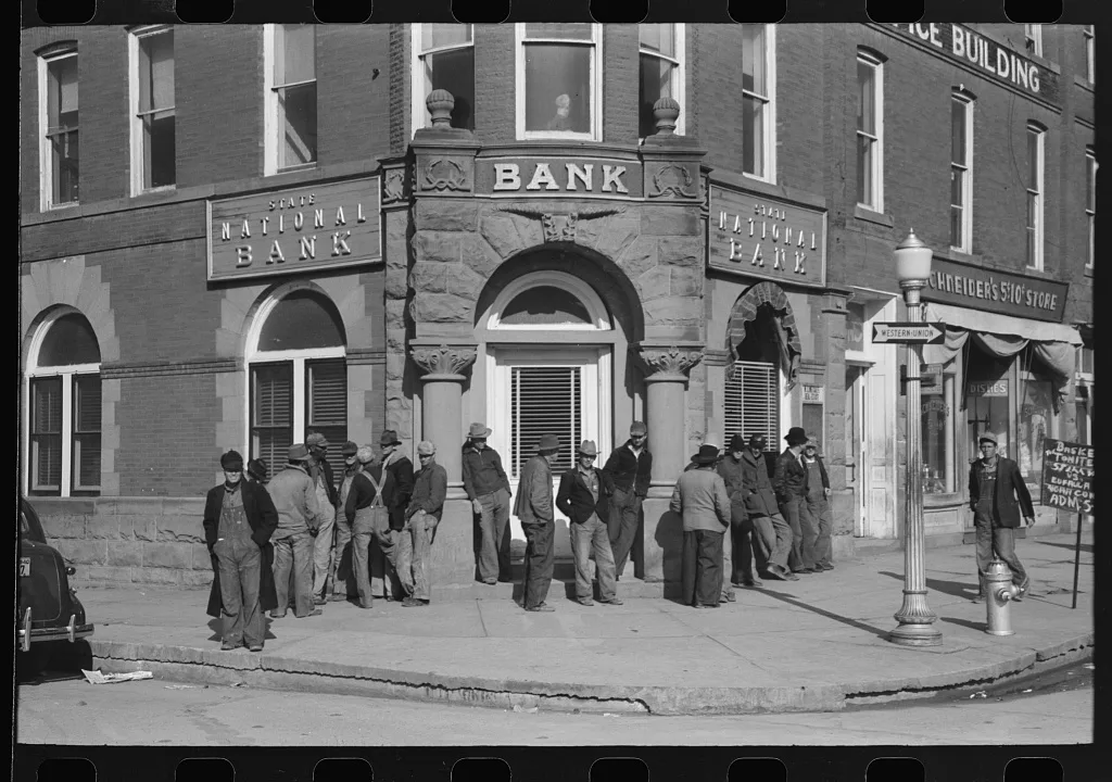 Bank corner, Eufaula, Oklahoma, 1940