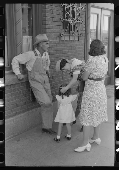 Caldwell, Idaho. Street scene, 1941