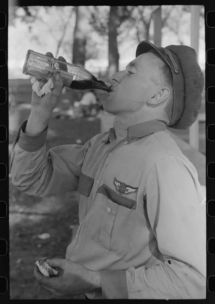 Lunch, Fourth of July celebration, Vale, Oregon, 1941