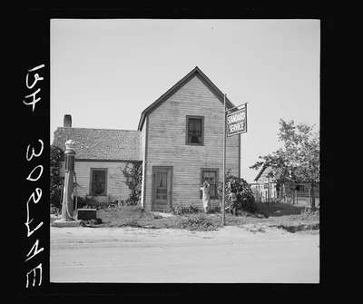 Oil station and house. Gemmel, Minnesota, 1937