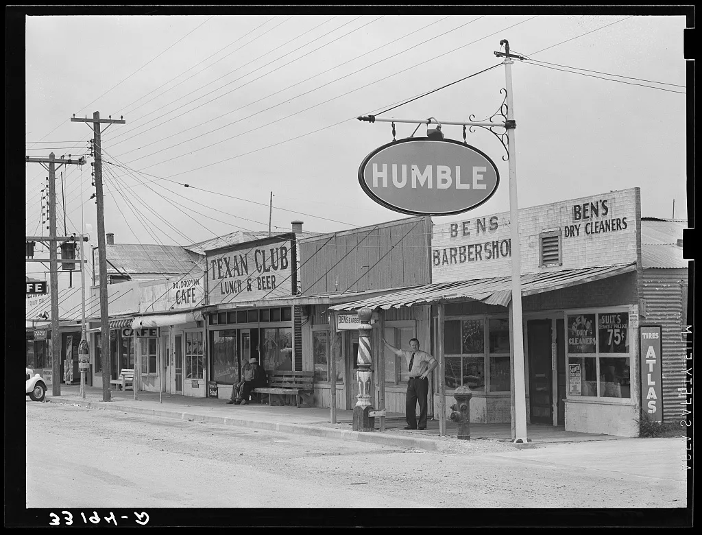 Street scene. Crane, Texas, 1939