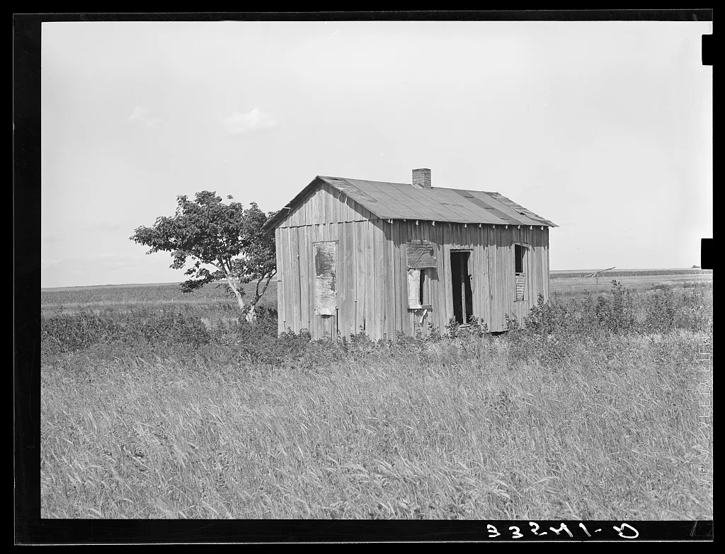 Abandoned farmhouse. Wagoner County, Oklahoma, 1939