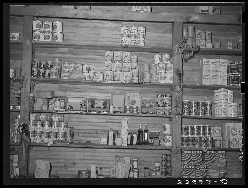 Grocery store near Vian, Oklahoma, 1939