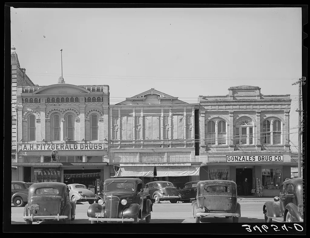 Business establishments. Gonzales, Texas, 1939