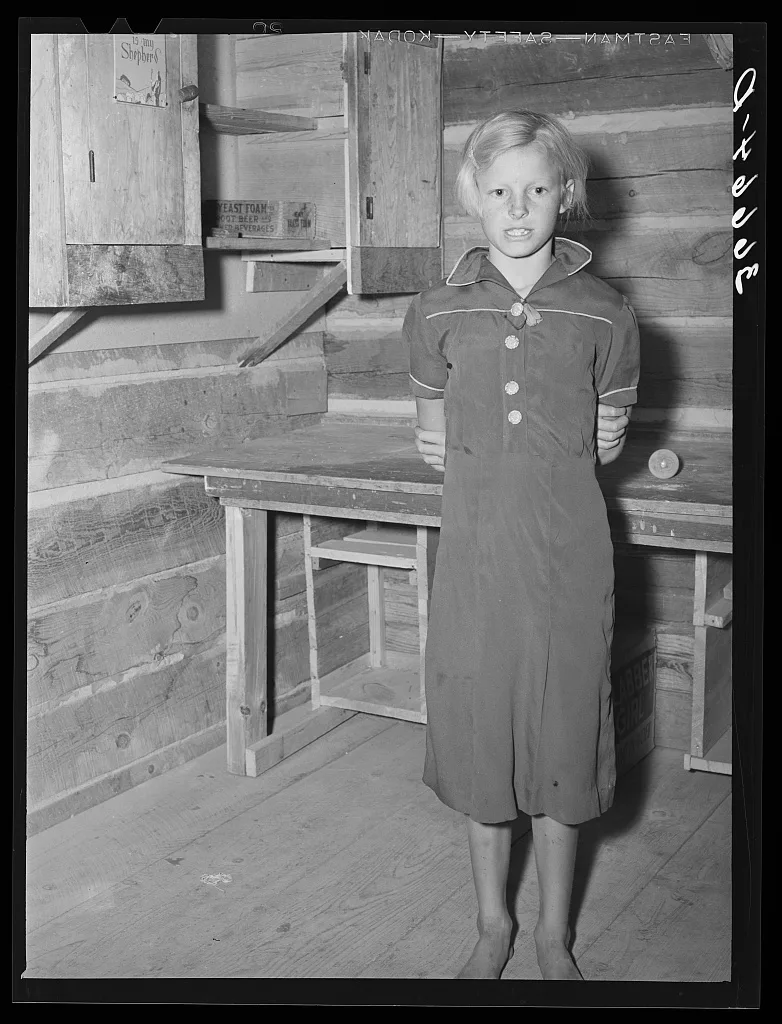 Homesteader's daughter giving a recitation at the literary society.…, New Mexico, 1940