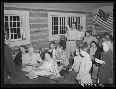 [Untitled photo, possibly related to: Farmers and their families…, New Mexico, 1940