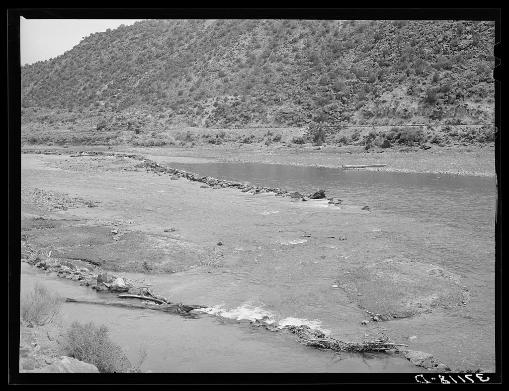 Diversion dam in the Rio Grande, Taos County, New Mexico, 1940