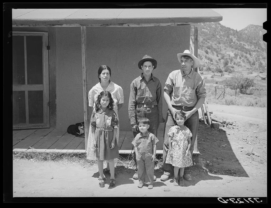 Spanish-American farm family. Amalia, New Mexico, 1940