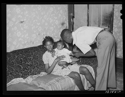 [Untitled photo, possibly related to: Children. Chicago, Illinois], 1941