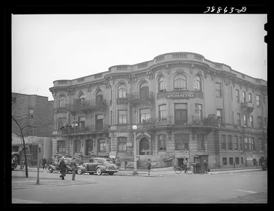 Kitchenette apartments on South Parkway, Chicago, Illinois. These are…, 1941