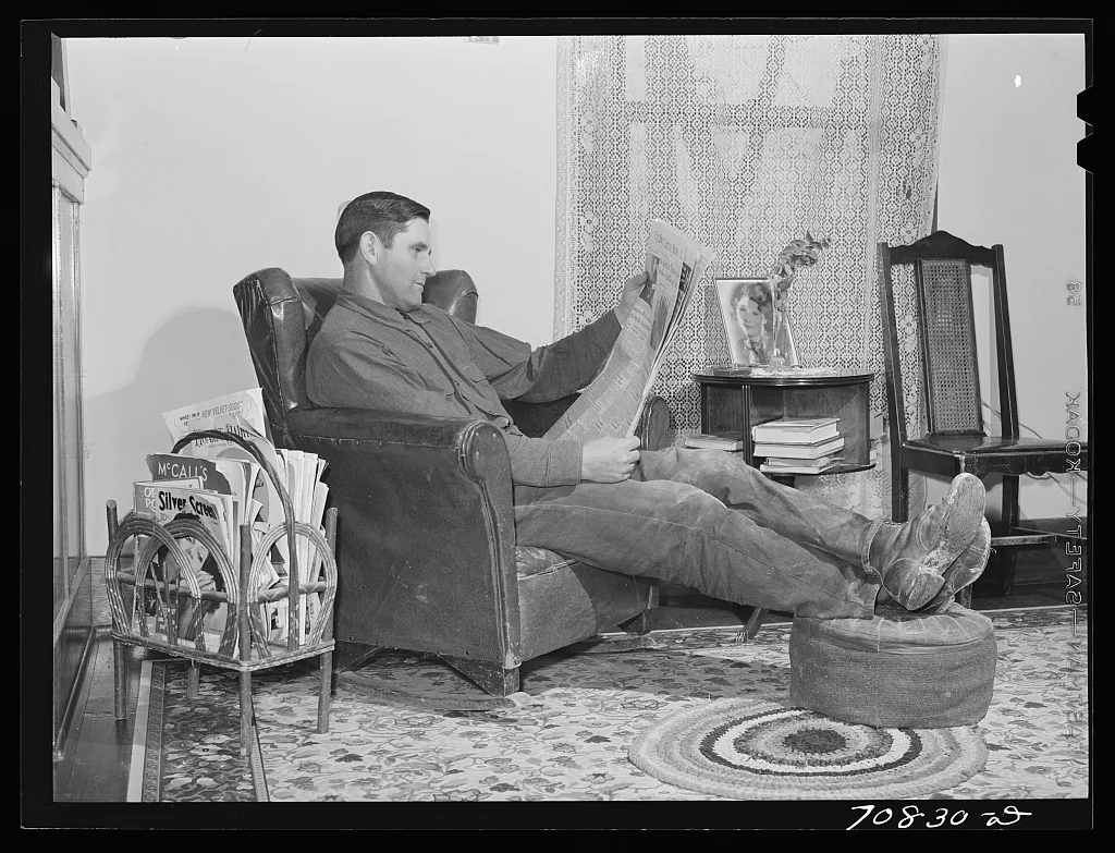 Lee Wagoner, Black Canyon Project farmer, at home. Canyon County,…, Idaho, 1941
