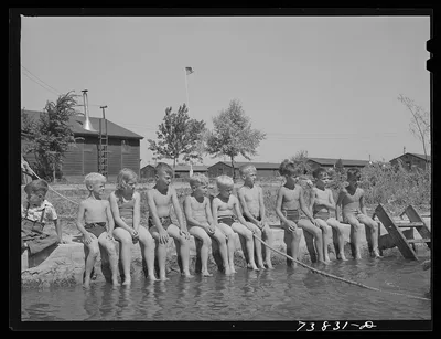 Rupert, Idaho. At the swimming pool, 1942
