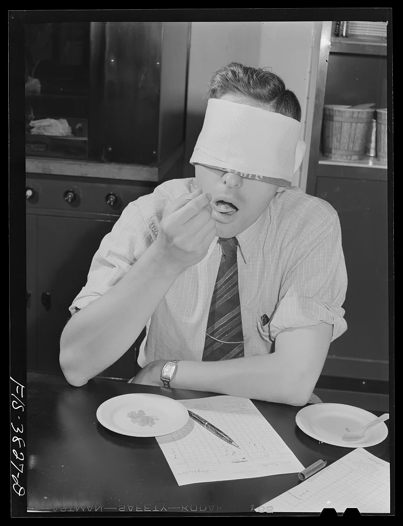 Albany, California. Testing various dehydrated products for their…, 1942